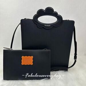 Coach Cloud Handle Tote In Coachtopia Leather/Black CT383 + Pouch/Wristlet
